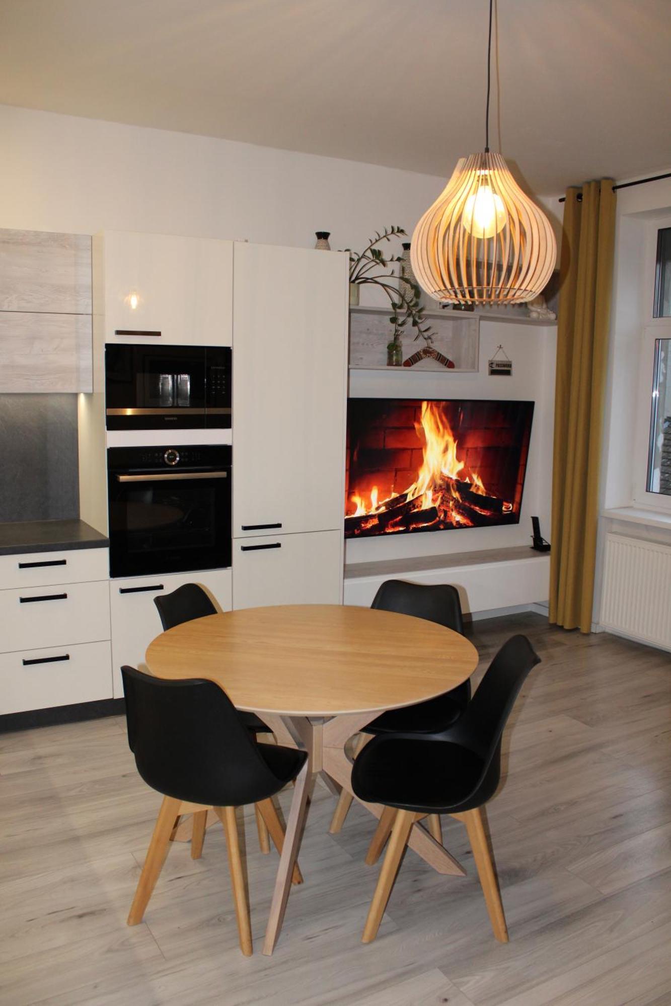 Lovely 2-Bedroom Apartment In Centre Of Bratislava Exterior foto